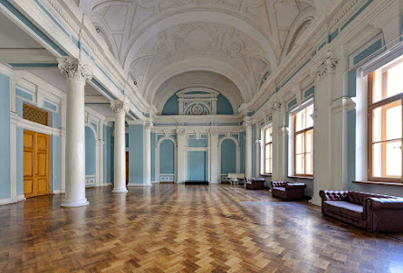 Зал «Пеликанов» в "Голубая гостиная" 