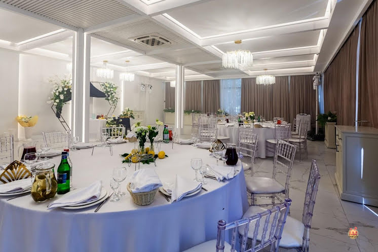 Зал  White в «Двин Холл» фотография №8