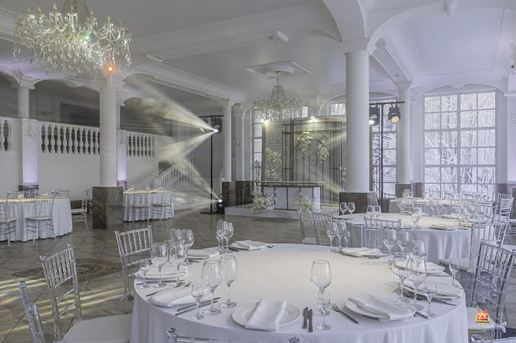 Верхний зал в «Мир у Озера» фотография №15