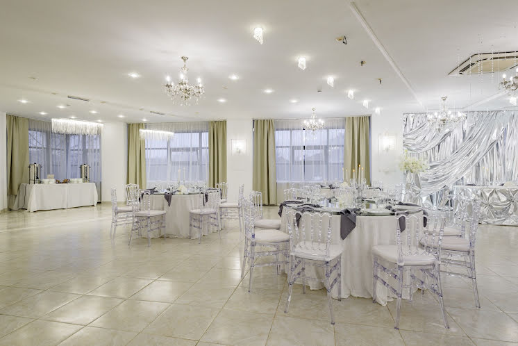 Основной зал  в «Серебро» фотография №7