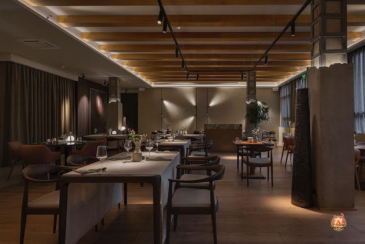 Основной зал в «18.12» фотография №7