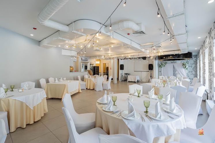 Основной зал в «Дворцовый» фотография №11