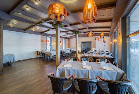 Большой зал в Малый зал 