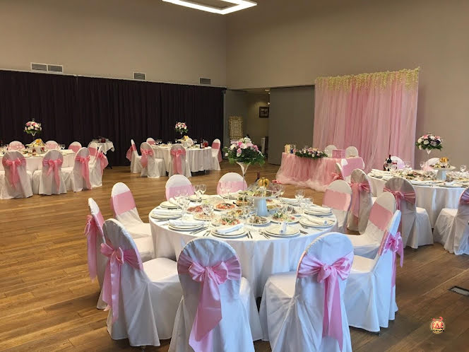 Основной зал в «РАЙКИН PLAZA HOTEL» фотография №3