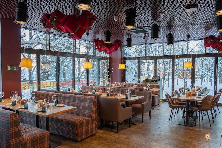 Зал на 1 этаже в «Перчини Grill & Wine на Волжском проспекте» фотография № 1
