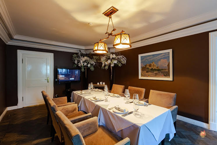 Второй обеденный зал в «Гусятникоff» фотография №11