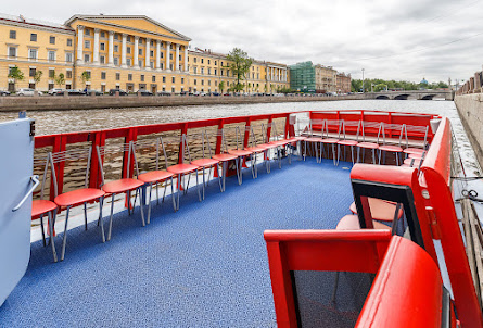 Палуба в Палуба