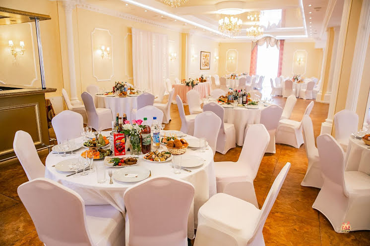 Большой банкетный зал в «Сибирская трапеза» фотография №6