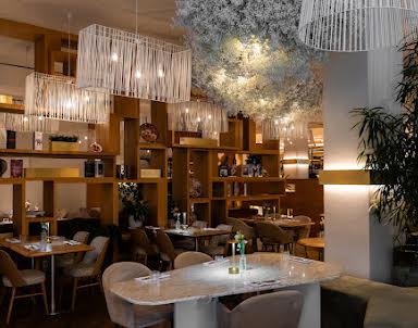  ресторан BONA на Комендантском