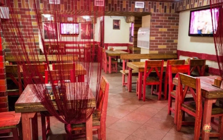 Основной зал в «Red Grot» фотография №8