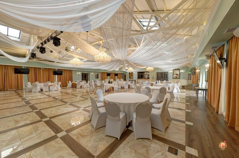 Белая лошадь фотография №18