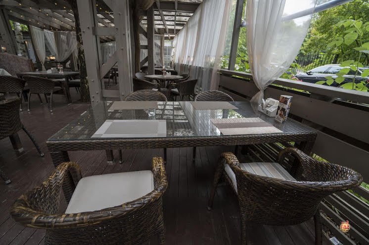 Летняя веранда №2 в «Ипполит Матвеевич» фотография №4