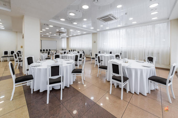 Панорамный зал в «Шишка» фотография №4