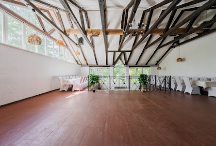 Ресторан «Лес» в Зал «Корабельный»