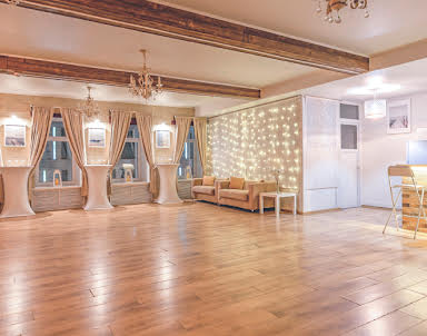  ресторан Loft Lodge «Светлый лофт»