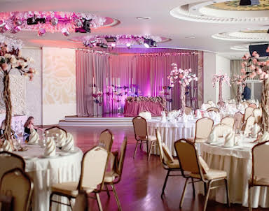  ресторан Волга & Ванильное небо