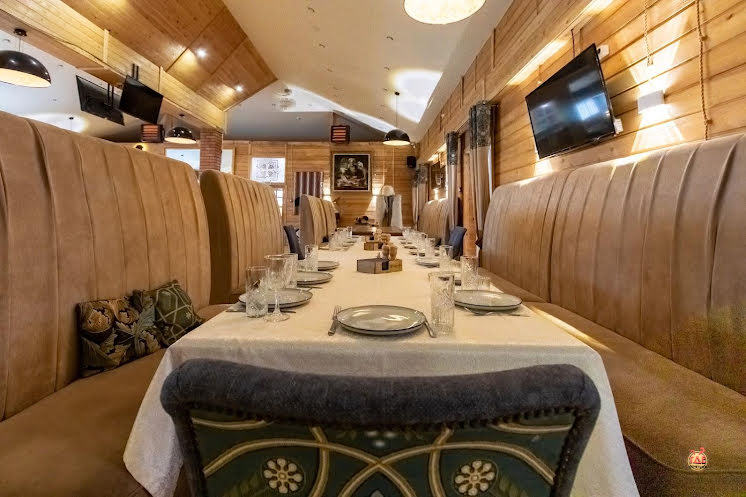 Основной зал в «Генацвале на Краснопольском» фотография №8