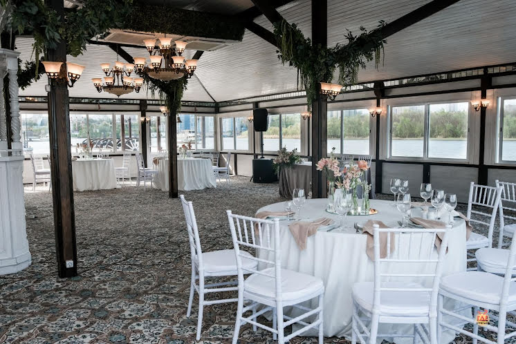 Зал "Веранда" в «Петровский причал» фотография №6