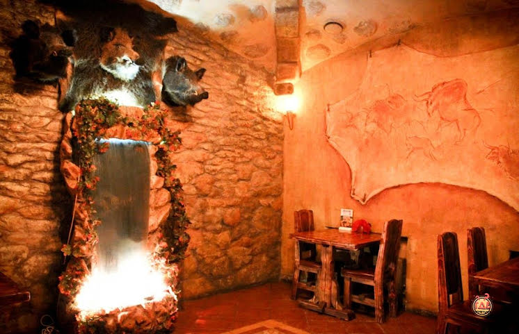 Зал ресторана «Камелот» в «Парк отель» фотография №6