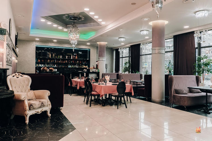 Основной зал в «Шарден» фотография №7