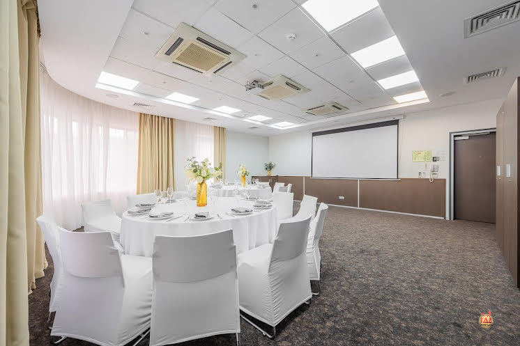 Зал «Бирюза» в «Novotel Yekaterinburg Centre» фотография №3