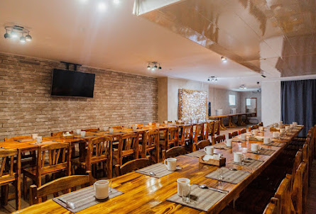 Зал "Деревянный" в Зал "Коричневый" 