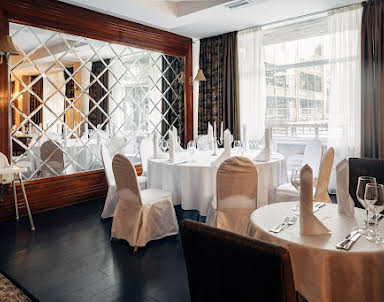 День рождения в AZIMUT Парк Отель&Спа Репино