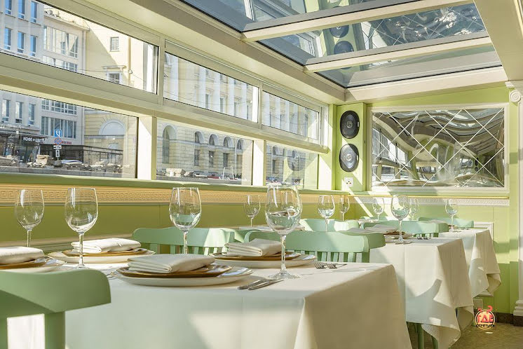 Палуба в «Теплоход "Кассандра"» фотография №9