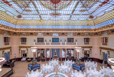 Зал «Метрополь» в Зал «Тургенев»