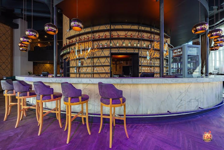 Танцпол + vip в «Руки ВВерх! Бар Одинцово» фотография №6