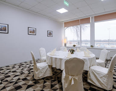  ресторан AZIMUT Сити Отель Астрахань