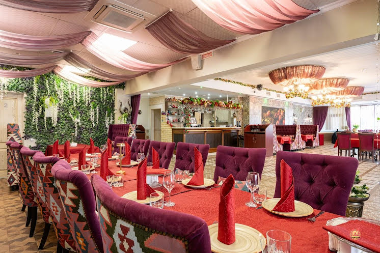 Основной зал в «Нар» фотография №2