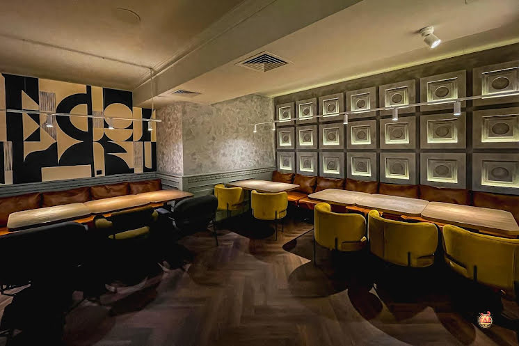 Основной зал  в «Едатека на Ленина» фотография №3