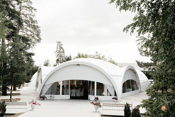 Большой шатер в «Волжская деревня» фотография №17