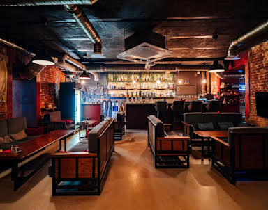 День рождения в SMOKE INN на Рентгена