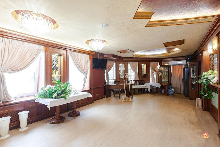 Основной зал в «Дворянское гнездо» фотография №12