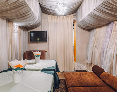  ресторан Bollywood Nights