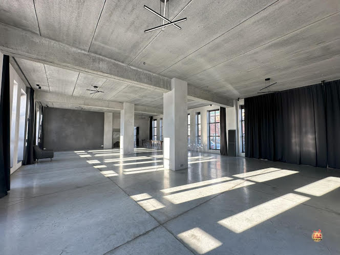 Зал на 1 этаже в «Amore House» фотография №15