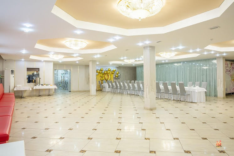 Большой банкетный зал в «Ашхана на Западной» фотография №9