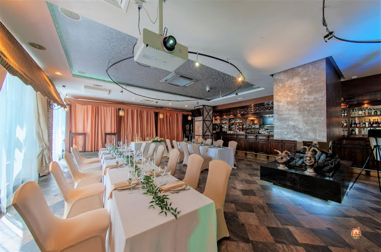 Основной зал ресторана в «Пале Рояль» фотография №8