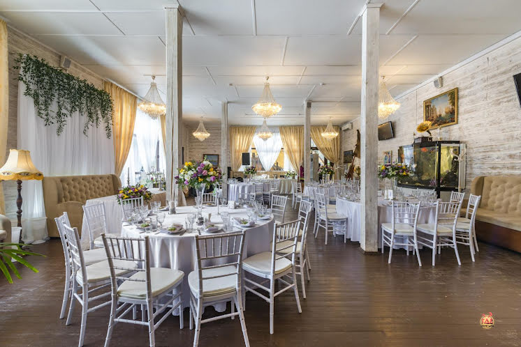 Основной зал в «Усадьба» фотография №8