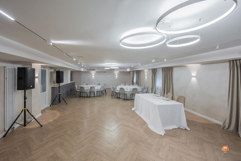 Талес фотография №3