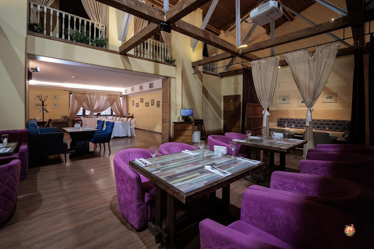 Большой зал в «Иверия» фотография №10