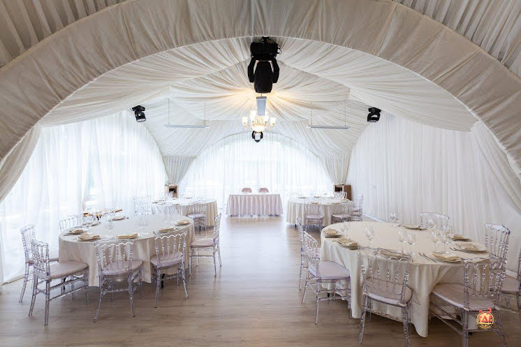 Панорамный шатер в «Villa Arcobaleno» фотография №12