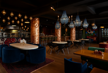 Основной зал  в Малый зал с террасой 