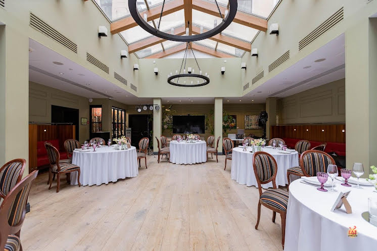 Зал "Атриум" в «Dom Boutique Hotel» фотография №12