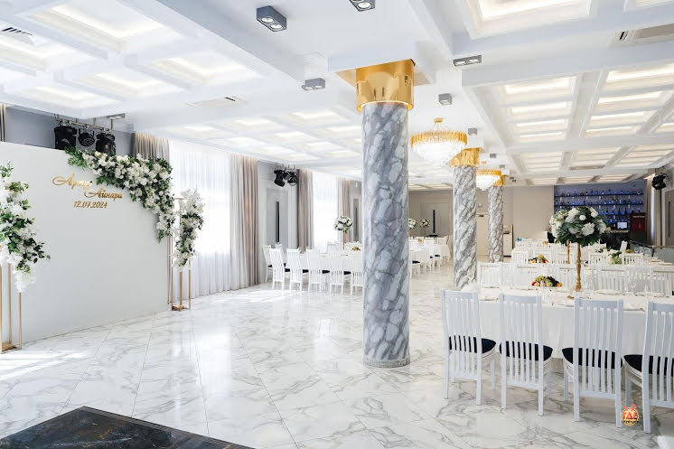 Белый зал  в «Full House» фотография №6