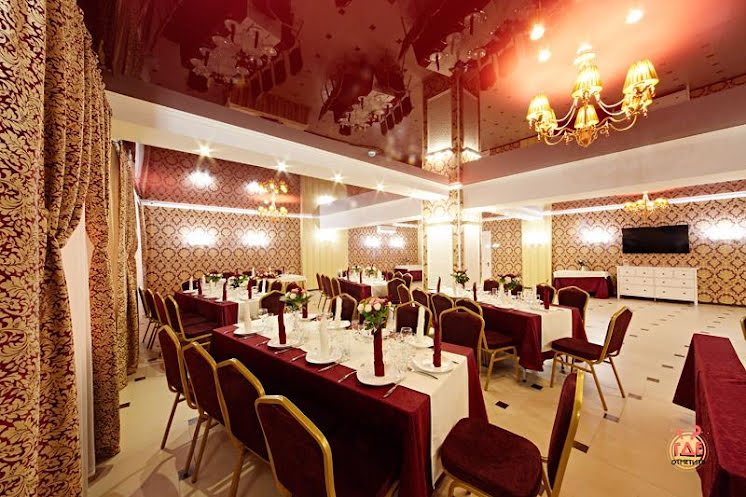 Рубиновый зал в «Времена года» фотография №4