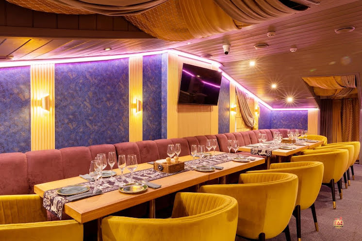 Семейный зал  в «Хинкали Хаус» фотография №3