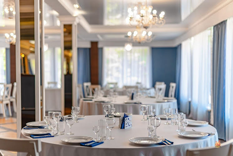 Банкетный зал №2 в «Лукоморье» фотография №11